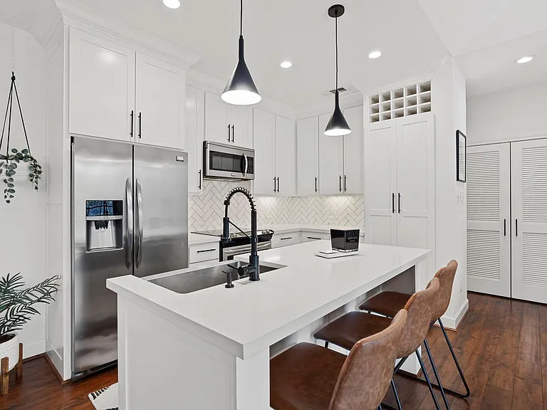 5200 Weslayan St #A-201 — Photo 19