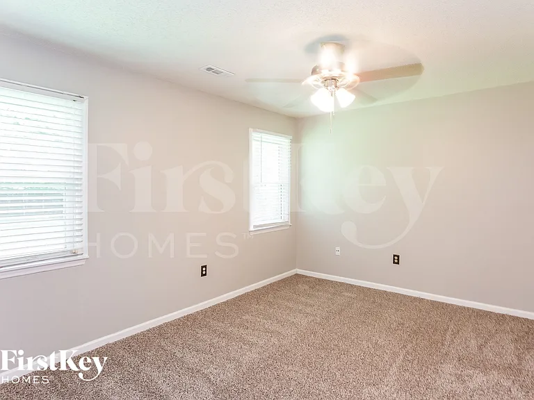 7938 Lindfield Ct — Photo 8
