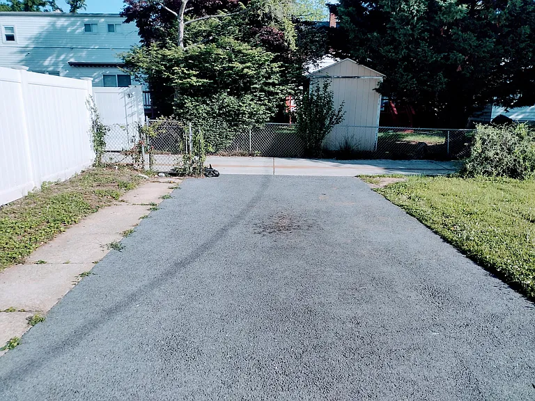 4204 Colonial Rd — Photo 49