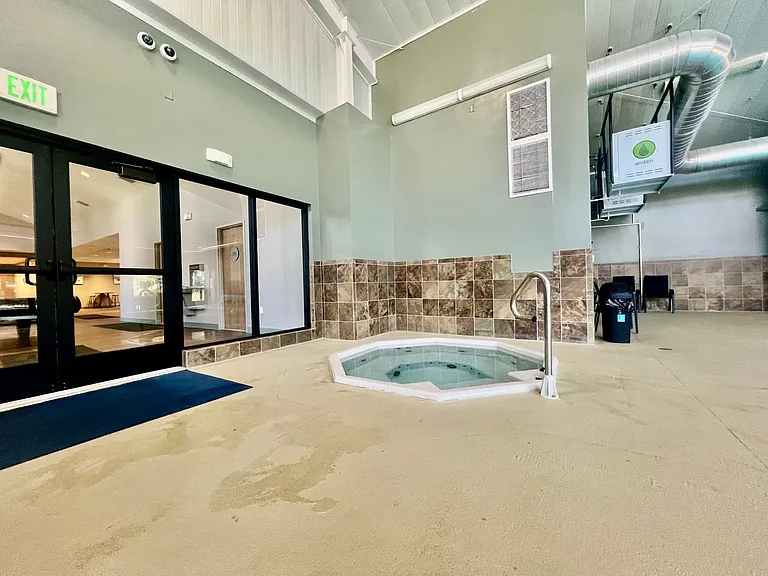 225 Hi Country Dr #13-1718 — Photo 22