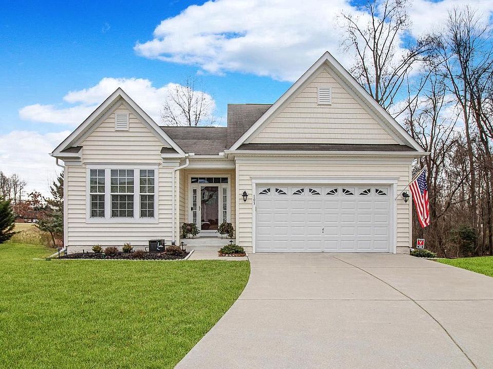 1st image of 103 Sanderling Ct