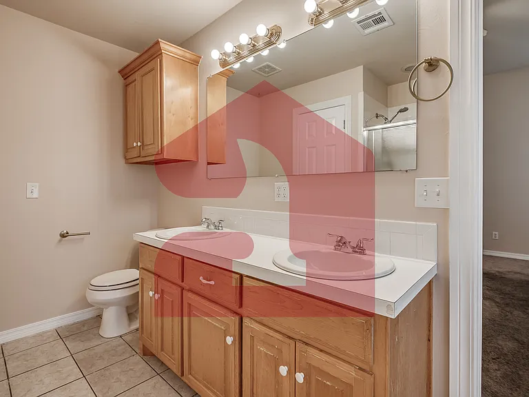 2711 Silvertree Dr — Photo 29