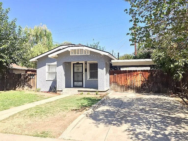 4479 E Bend Ave photo 1
