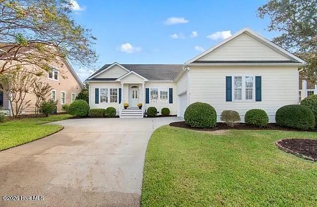3 bed, 2.0 bath, $2,900 — Photo 2