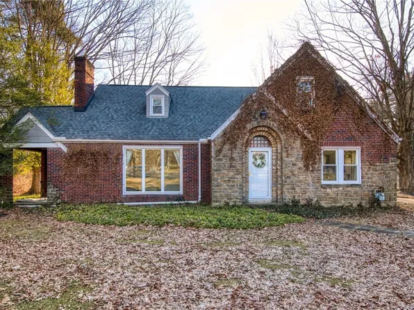 4839 S Raccoon Rd, Canfield, OH 44406