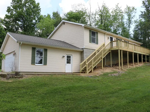 1156 Apple Valley Dr, Howard, OH 43028