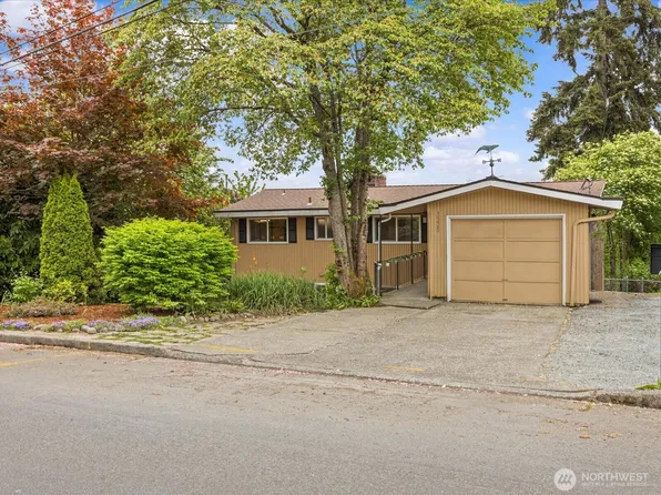 14445 5th Avenue S, Burien, WA 98168