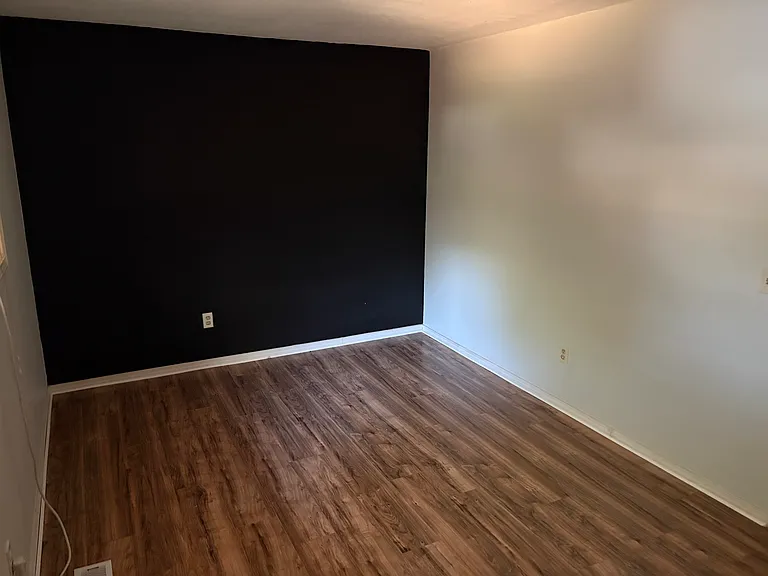 1260 W 2nd St — Photo 5