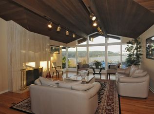 18007 57th Ave NE, Kenmore, WA 98028