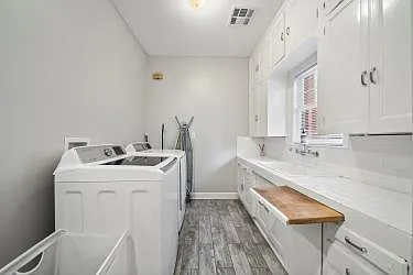 1506 S Florence Pl — Photo 21