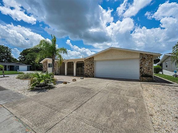 3rd image of 5834 EMBAY AVENUE