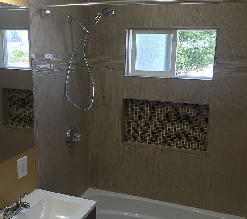 2nd image of 8219 S Central Ave #5992243