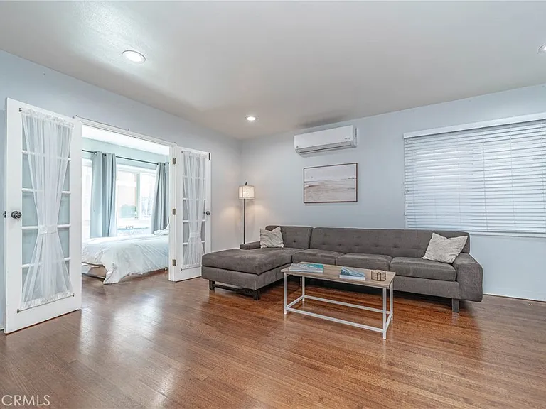 325 Cedar Ave #1 — Photo 1