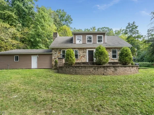 436 Cokesbury Rd, Clinton Twp., NJ 08801