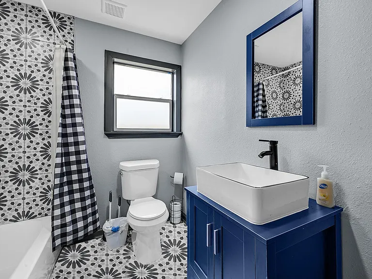 4406 Edison St — Photo 17