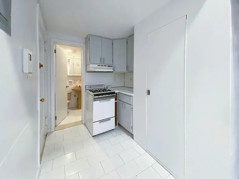139 Mulberry St #2 — Photo 4