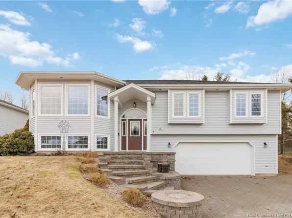 50 Goldsboro Ave, Riverview, NB E1B 4K4