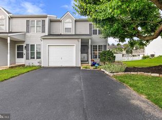 309 Parklawn Ct, Lancaster, PA 17601