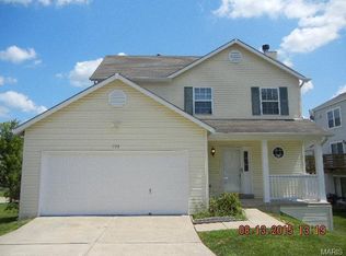 209 Shade Tree Ct, Lake Saint Louis, MO 63367