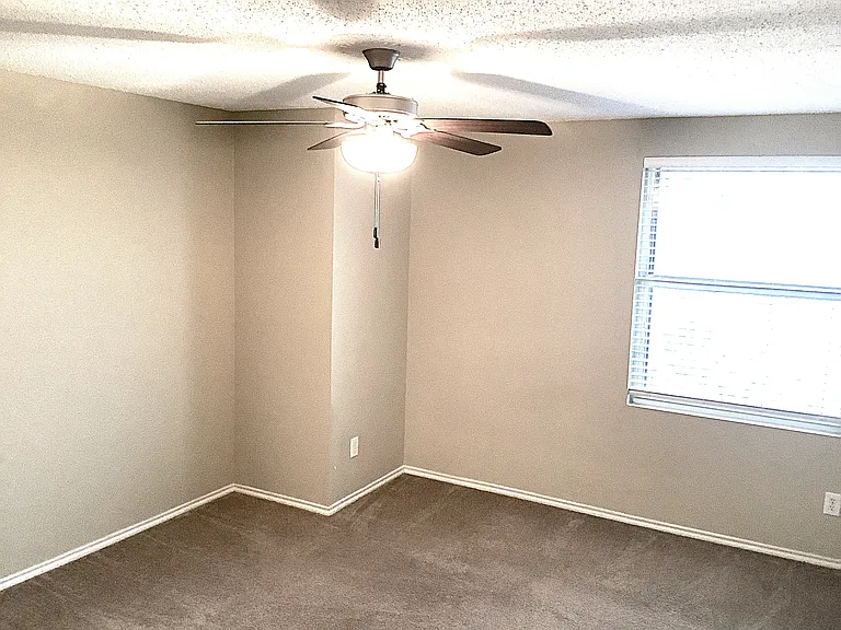 6108 Thackery Dr — Photo 18