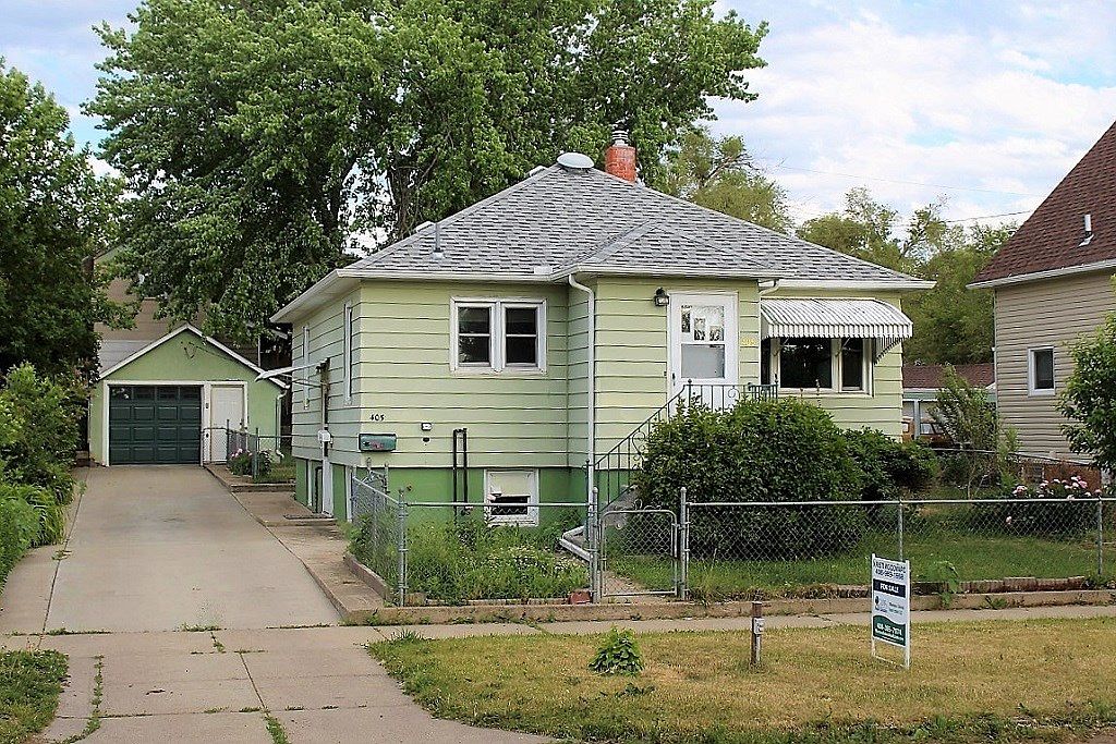 405 S Nowlan Ave, Glendive, MT 59330 Zillow