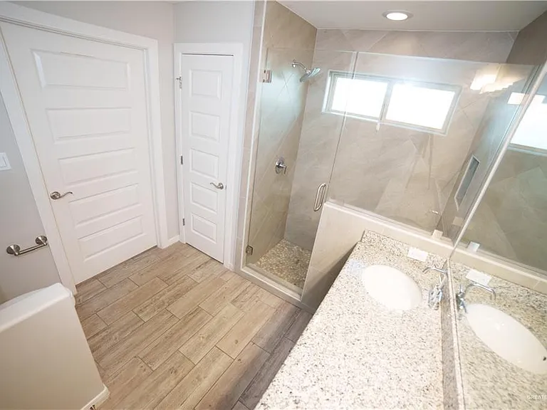 14612 Kurth Cv — Photo 5