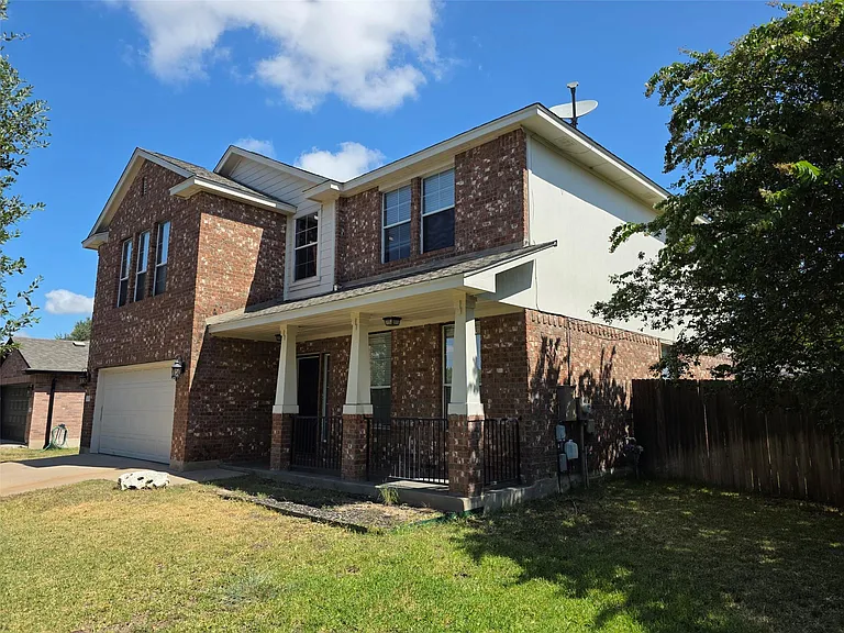 4304 Stone Oak Pl — Photo 1