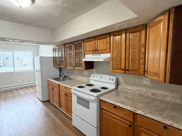 653 Fitch St, Hamden, CT
