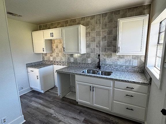 5th image of 3 & 4 Wood Pl