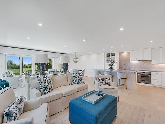 5th image of 2636 Ocean Dr APT 103