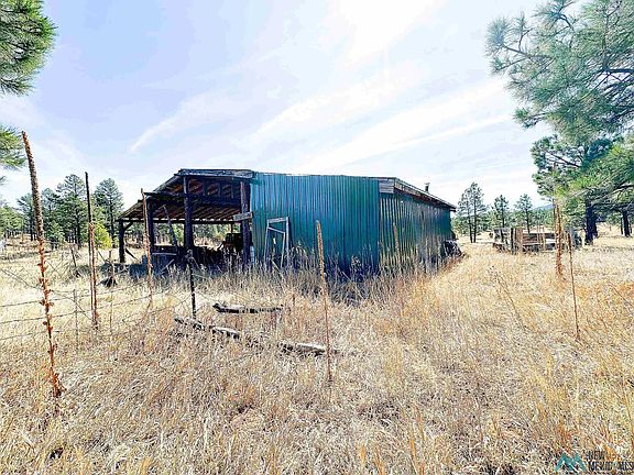 5th image of 158 Roxie Rd