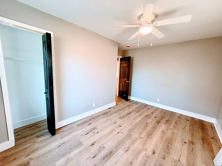 1423 Weyler Ave — Photo 9