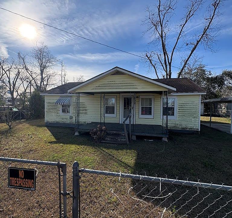 1st image of 803 6th St