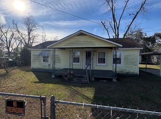 803 6th St, Nashville, GA 31639