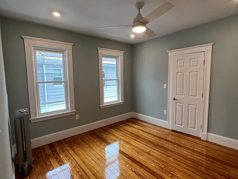 11 Burnham St #2 — Photo 29