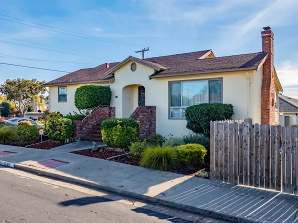 1225 Mahoney St, Rodeo, CA 94572