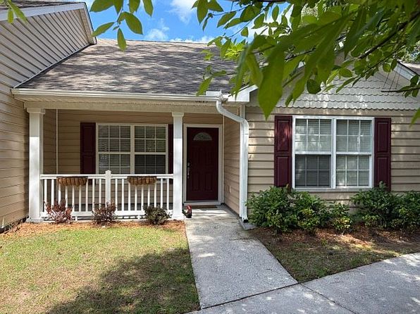 3271 Walter Dr