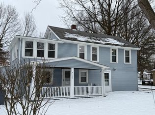 4233 W 224th St, Fairview Park, OH 44126