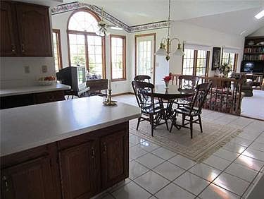 4th image of 6404 Downhill Dr