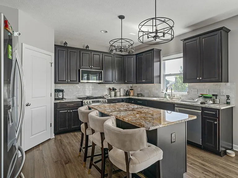 1033 Quarry Oak Dr — Photo 19