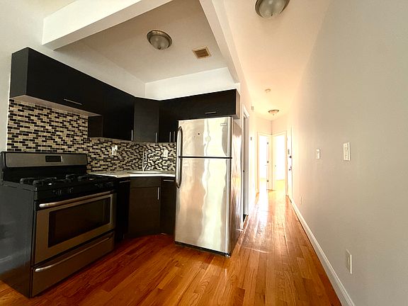 4th image of 1242 Herkimer St #2