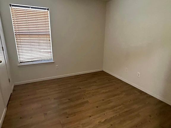 3rd image of 4104 Janelle Dr Unit A