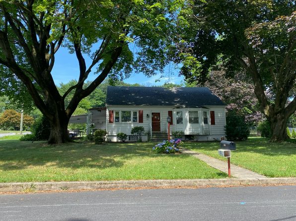 140 W 38th St, Reading, PA 19606