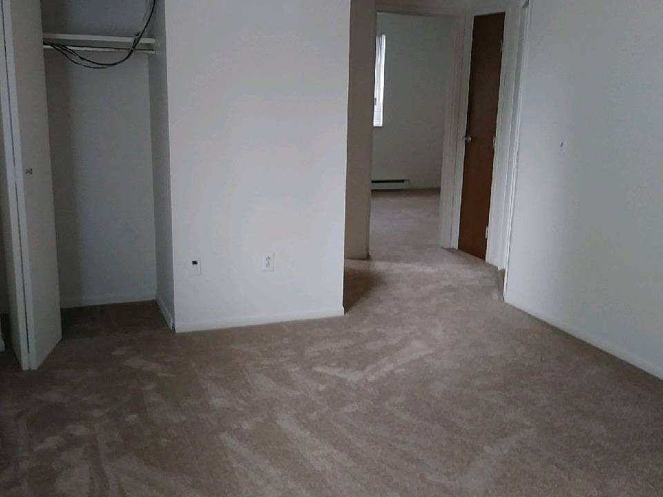 2nd image of 5531 Alexis Rd APT 8