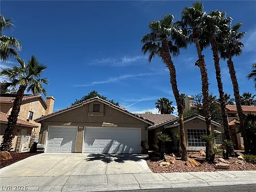2504 Goldenmoon St Photo 1