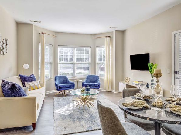 Regency Place | 7000 Horseshoe Ln, Wilmington, MA
