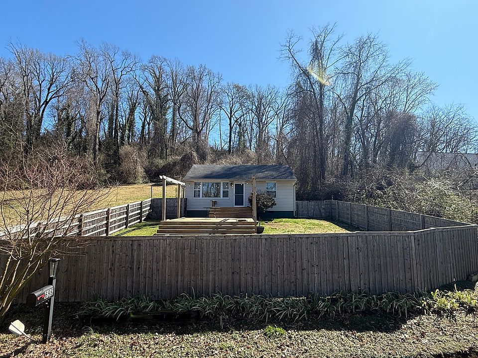 1st image of 698 Gertrude Ave