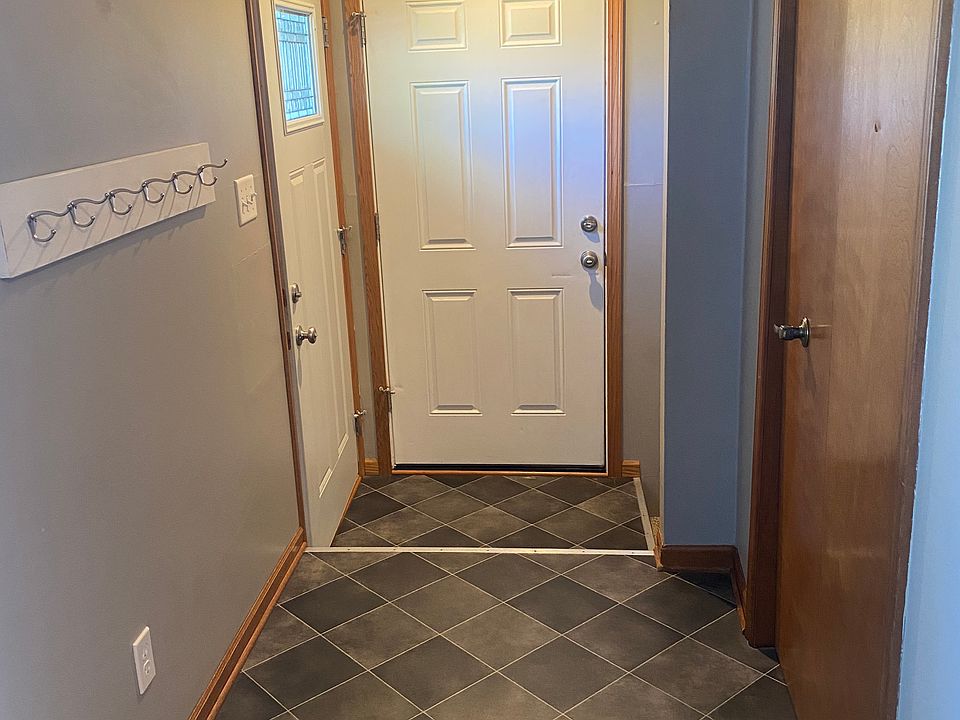 Front entryway
