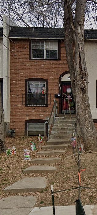 1st image of 2814 E 10th St #1