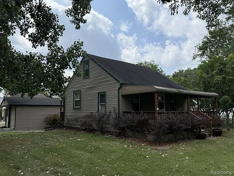 29559 Norfolk St — Photo 1